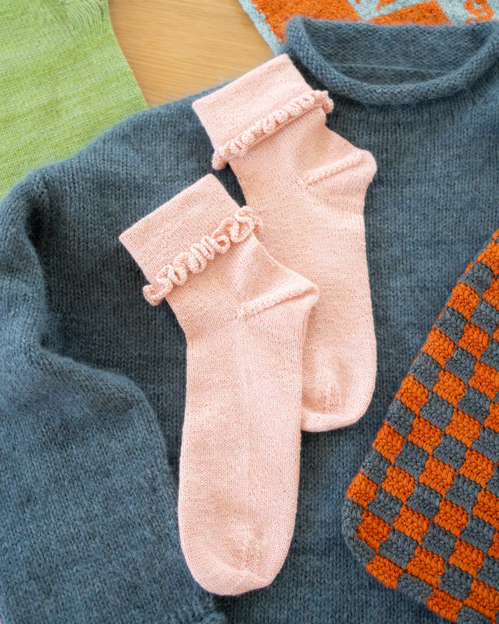 Sunday Ruffle Socks Kit