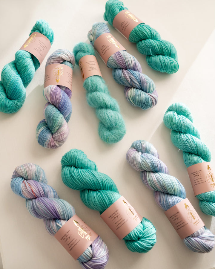 The Eras Yarn Club: January (tonal)