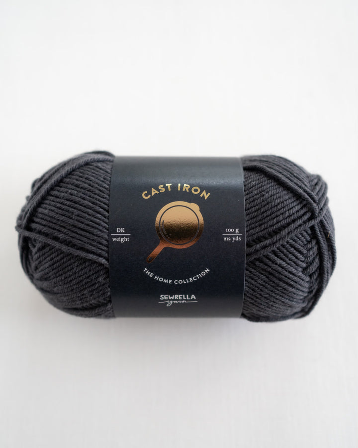 dark charcoal grey black dk merino yarn