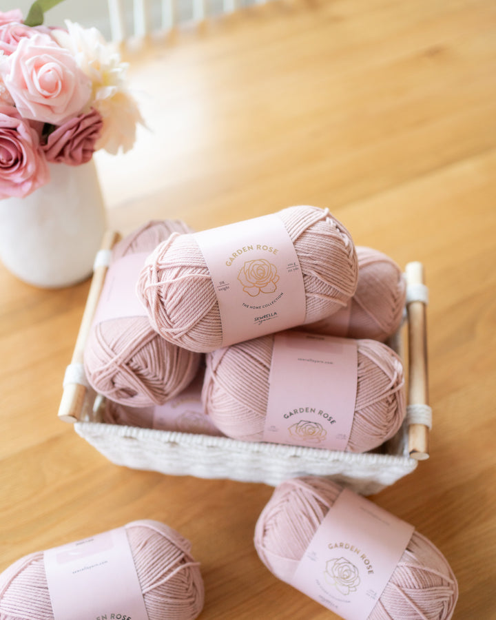 garden rose blush merino wool yarn for knitting