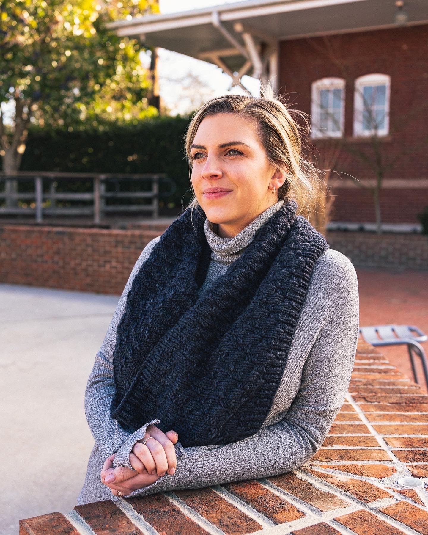 the givenchy scarf – Sewrella Yarn